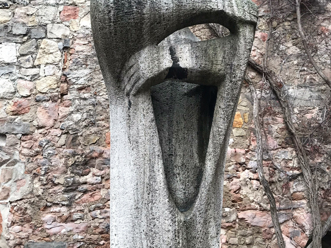 Skulptur "Schattenlinie"-汉诺威必去景点
