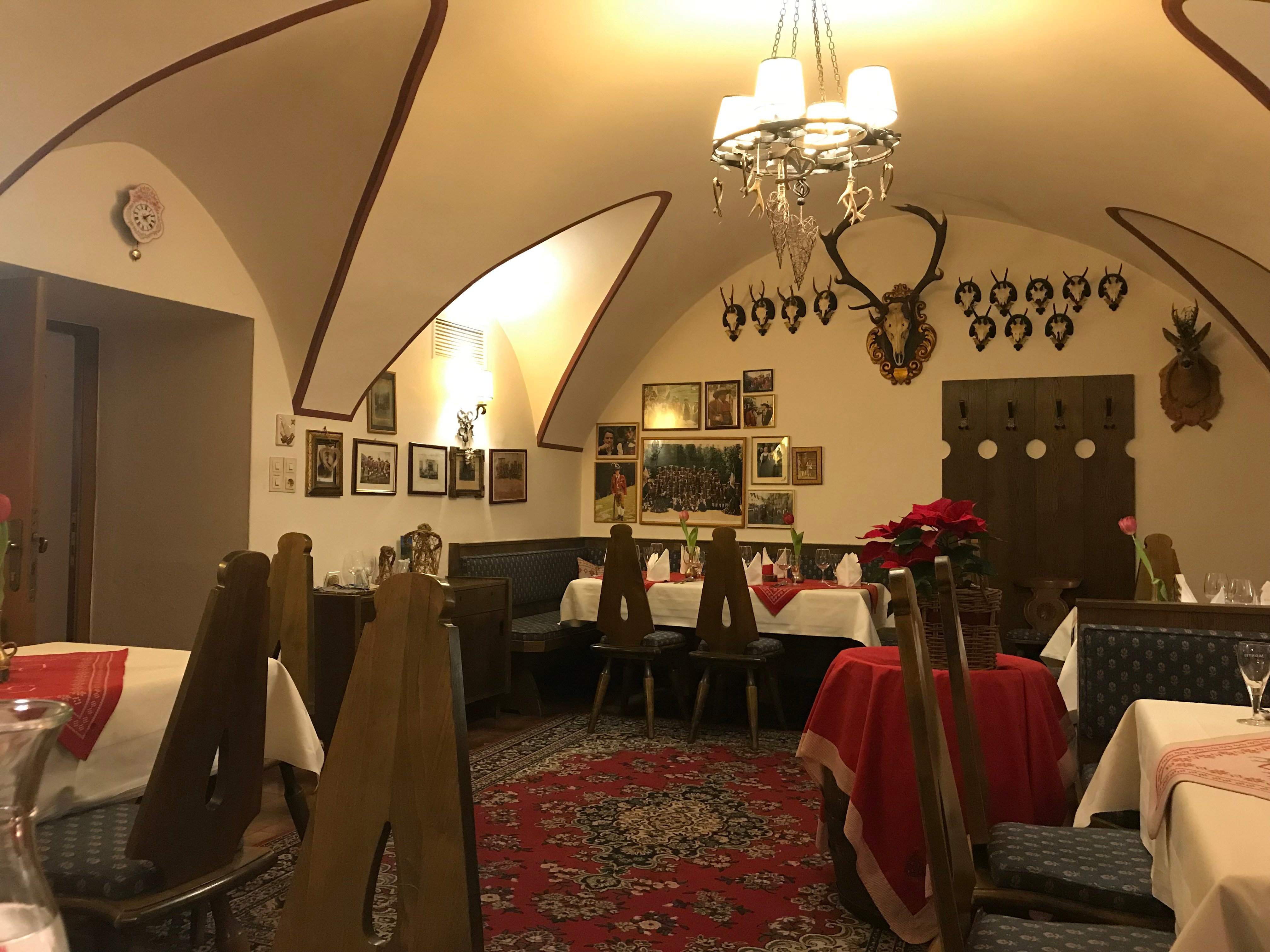 Traditionshotel Krone-餐饮
