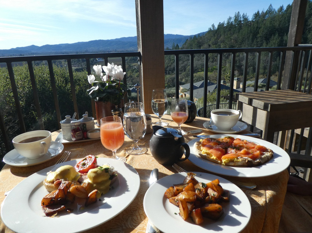 太阳酒店-仅限成人主图