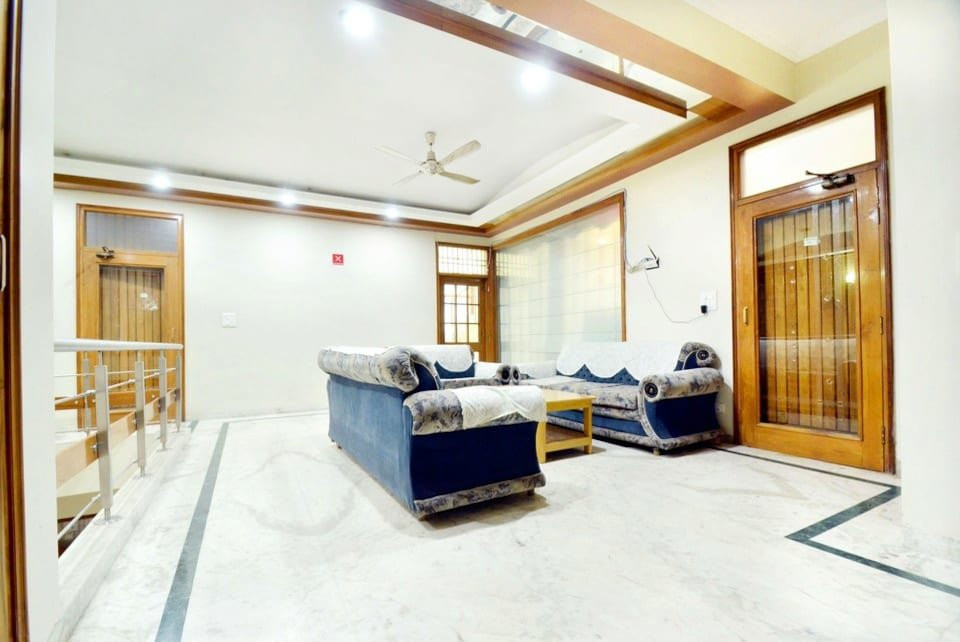 OYO 8492 Star Guest House主图