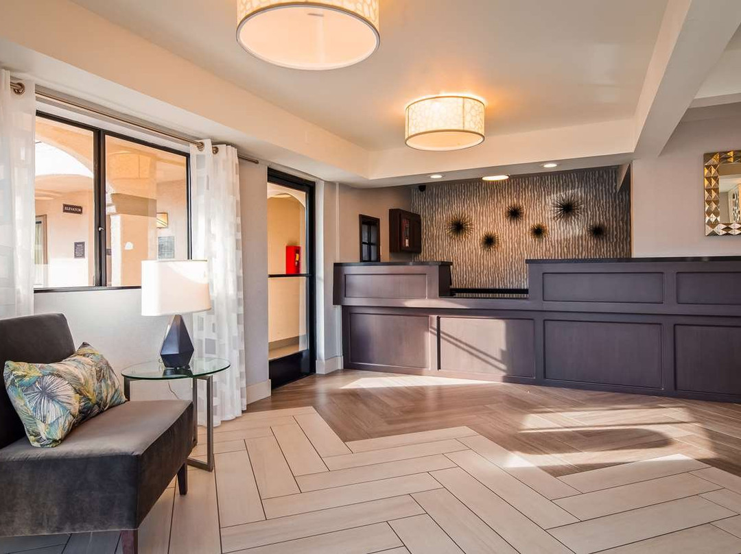 Best Western Los Alamitos Inn & Suites主图