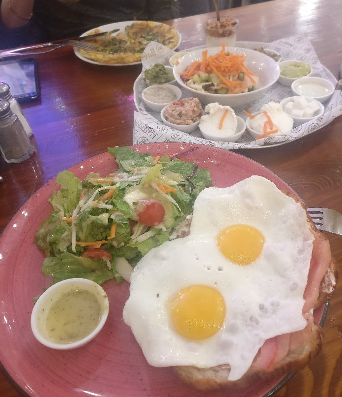 Bleecker Bakery - Ashdod