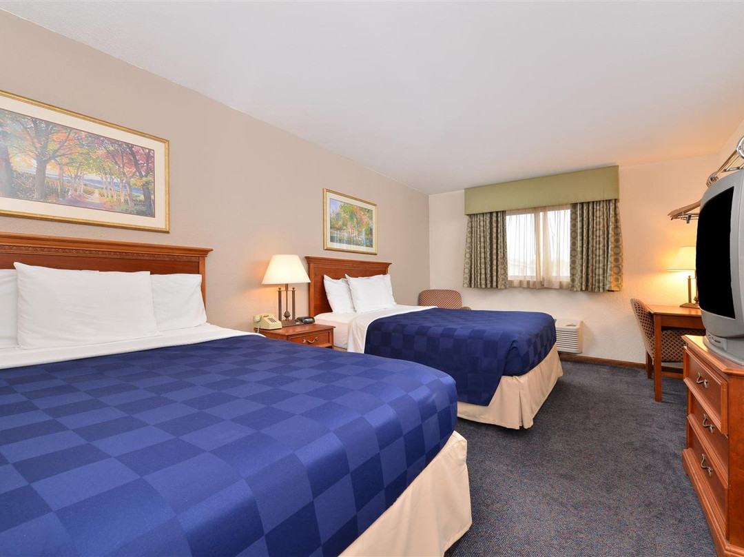 Americas Best Value Inn Marquette主图