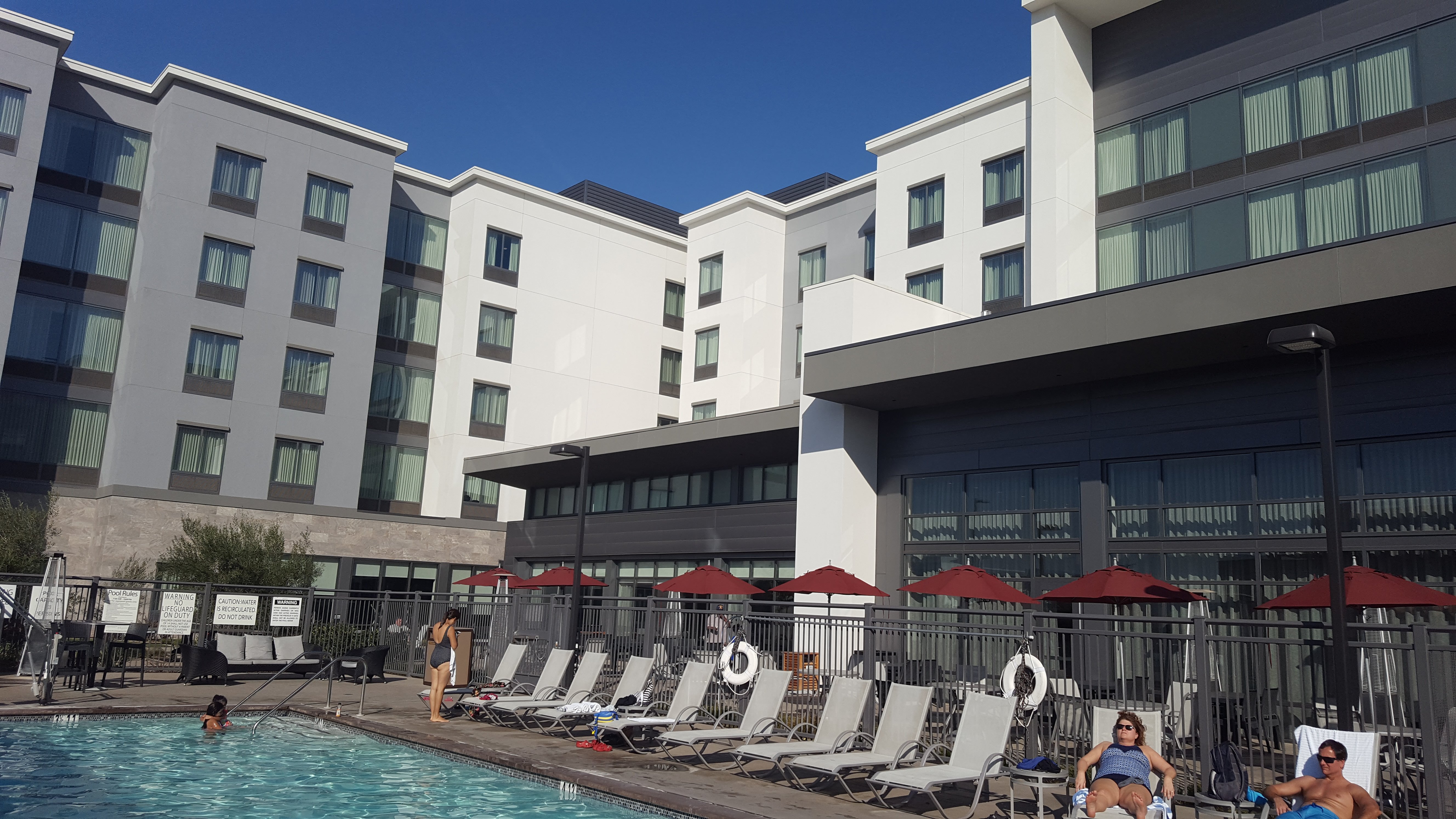 Homewood Suites By Hilton Long Beach Airport-泳池