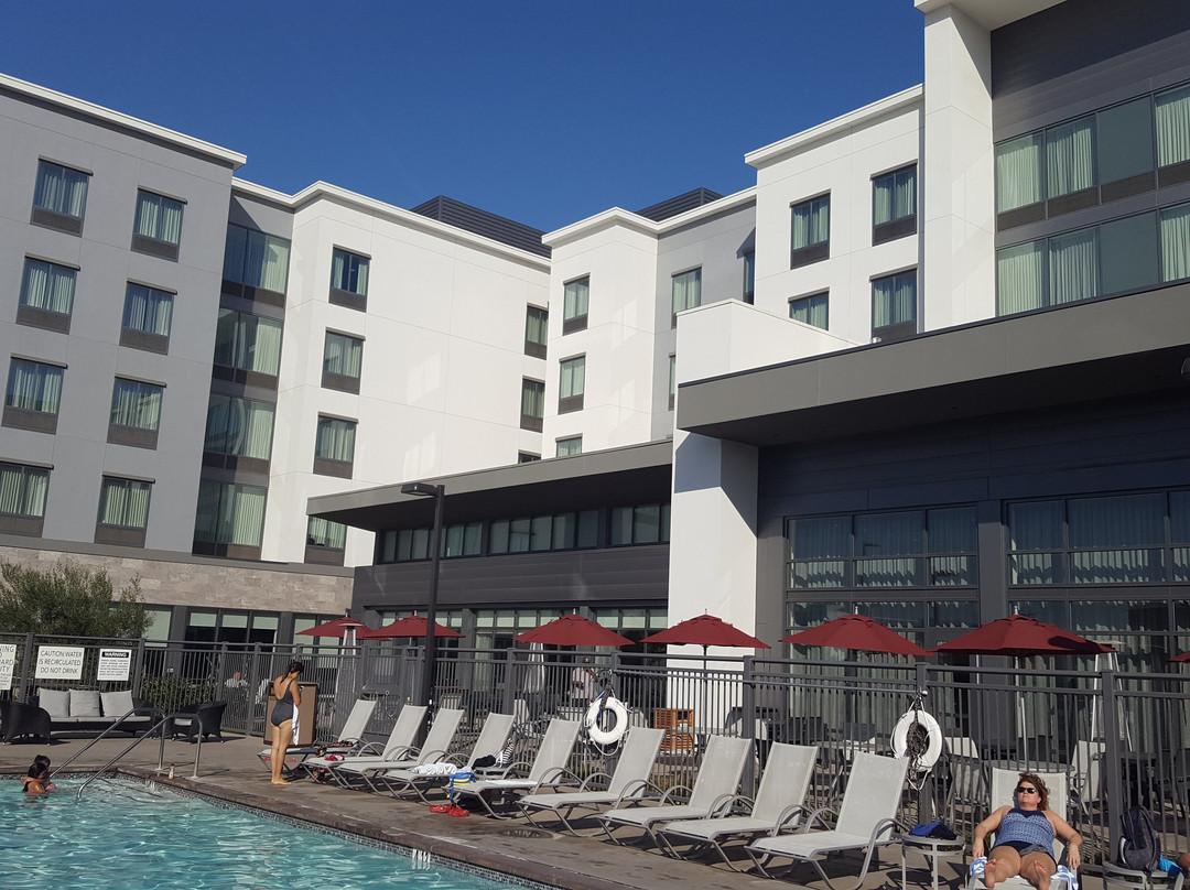 Homewood Suites By Hilton Long Beach Airport主图