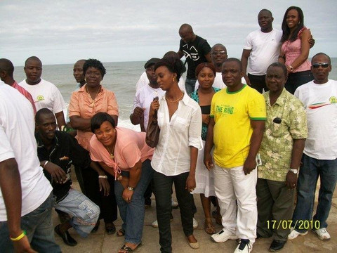 Happy eagle tourism management-阿克拉必去景点