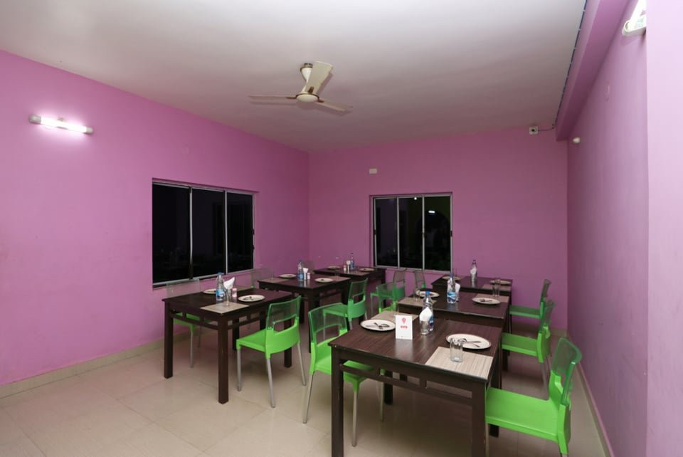 OYO 12318 Hotel Sea Horse主图