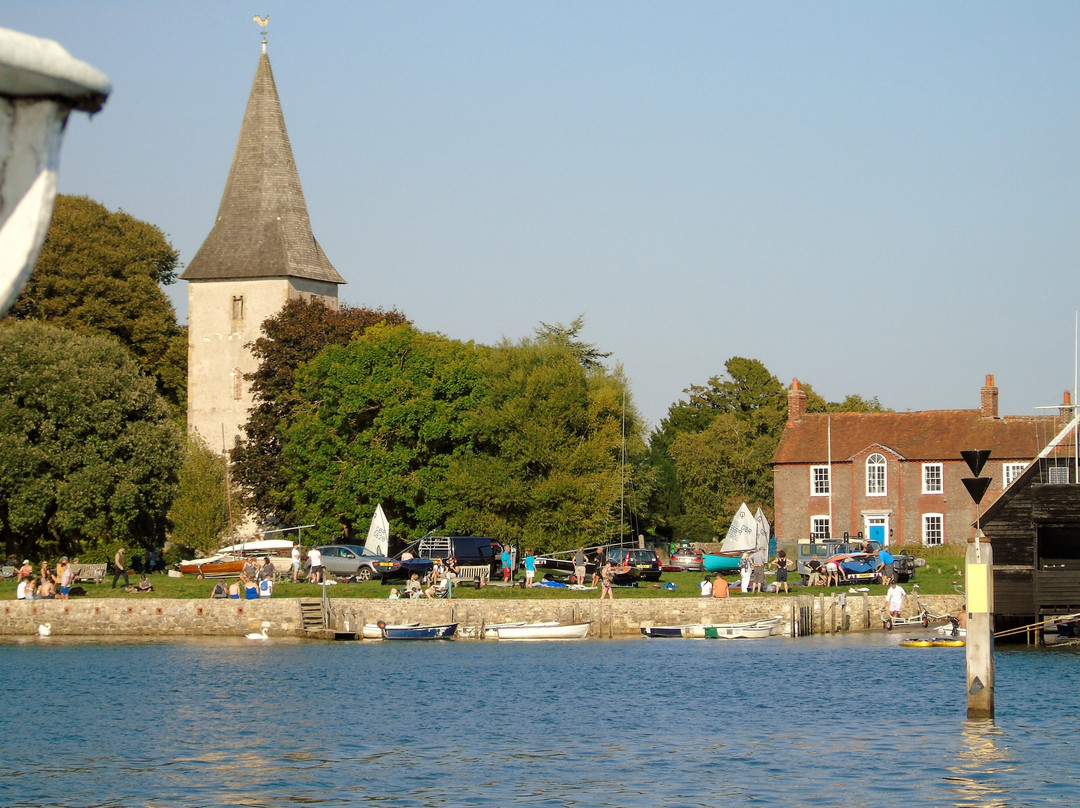 Chichester Harbour Water Tours景点图片