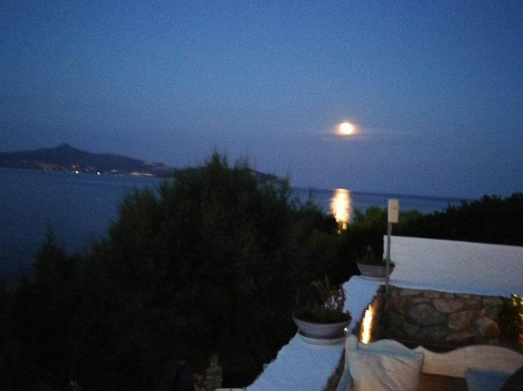 Kekrifalia Hotel, Bar & Restaurant主图