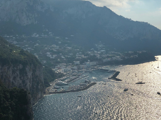 Nesea Capri-卡碧岛必去景点