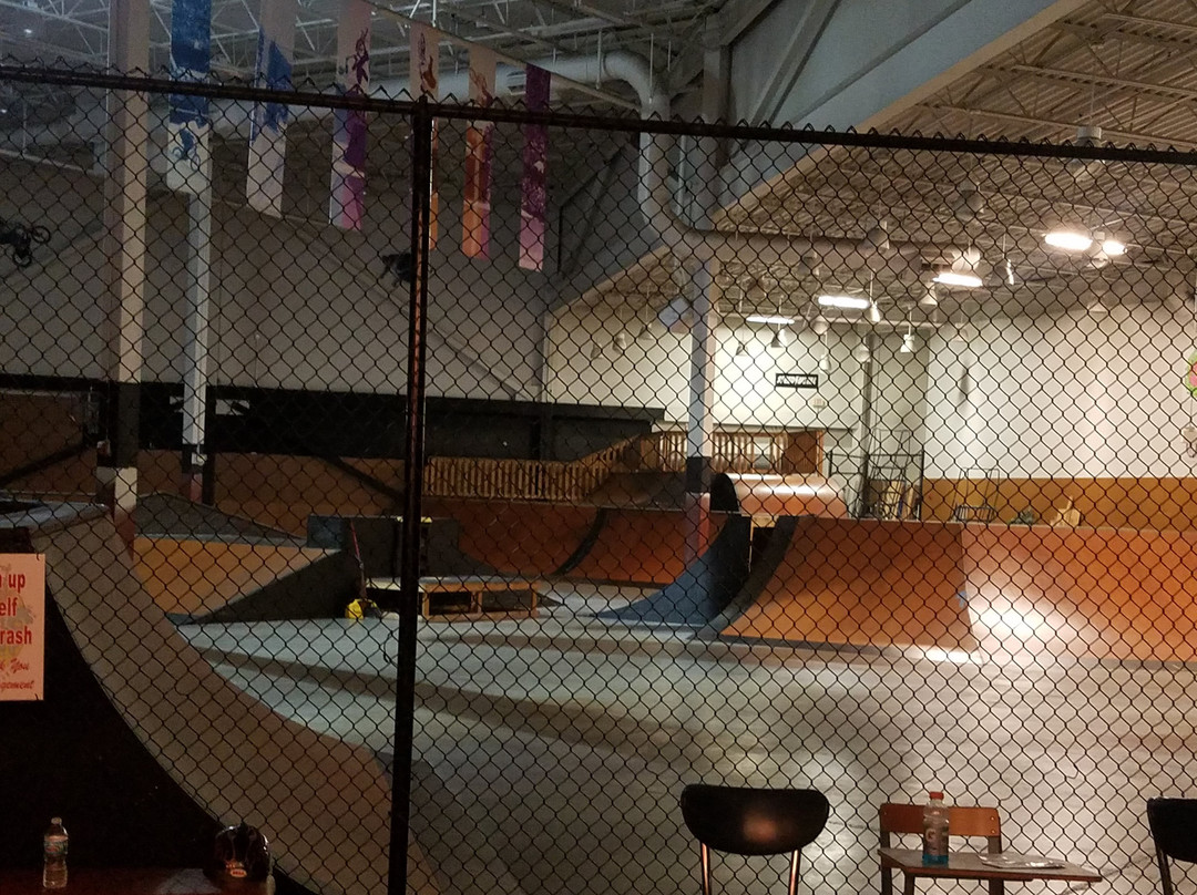 St. Louis Outlet Mall-Hazelwood必去景点