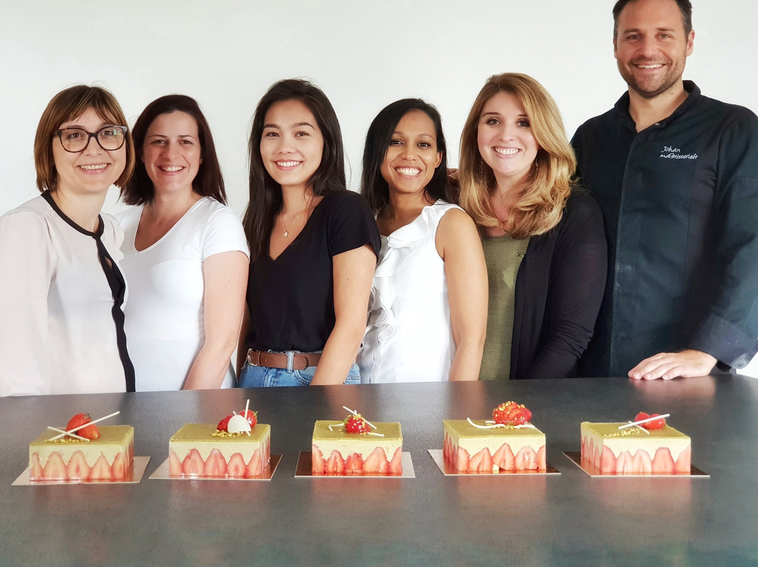 Cours de Patisserie avec Johan (Meilleur Patissier M6)景点图片