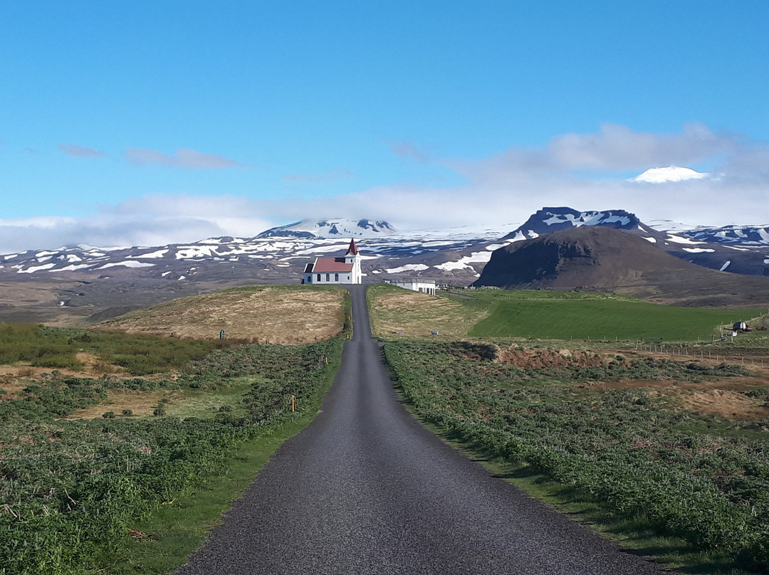 Ingjaldscholskirkja-Rif必去景点