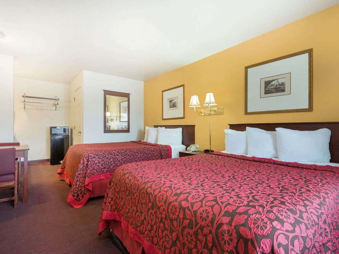 Days Inn by Wyndham Andover主图