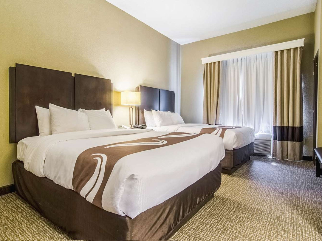 Quality Suites主图