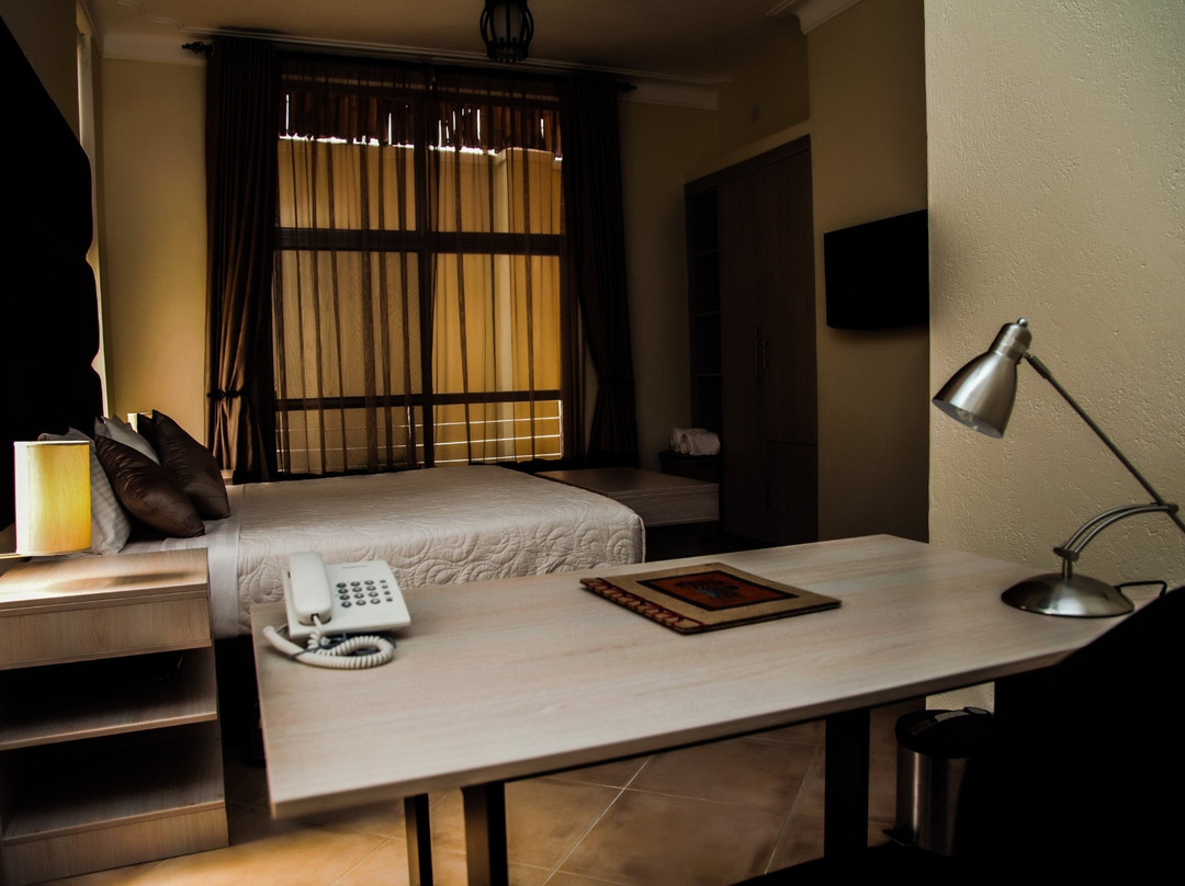 Airport View Hotel主图