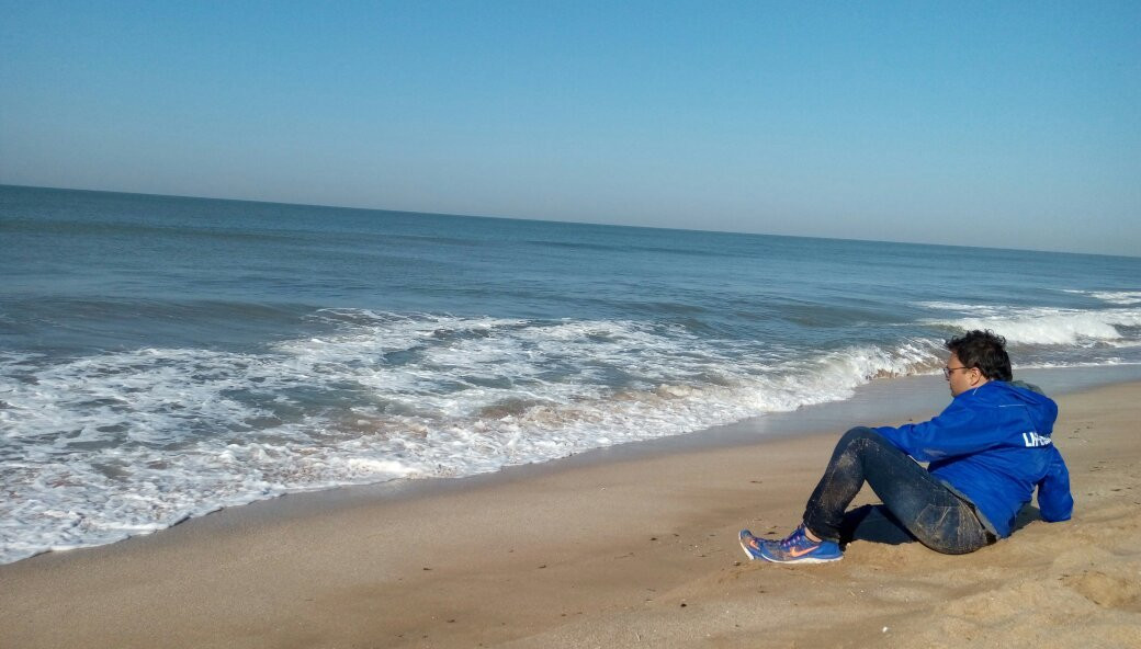 Rangbai Beach景点图片
