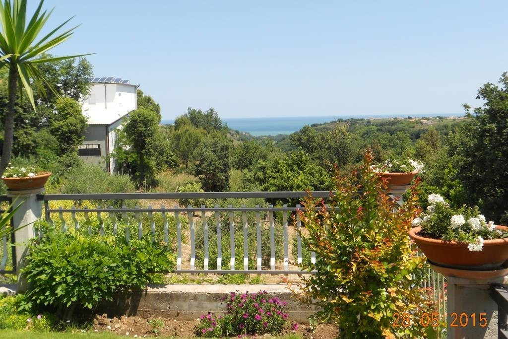Il Terrazzo Di Remo e Santina B&B