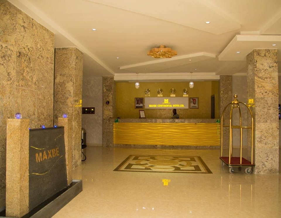 Maxbe Continental Hotel主图