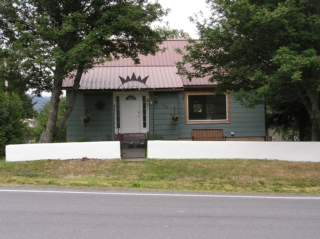 Sunshine House Bed and Breakfast