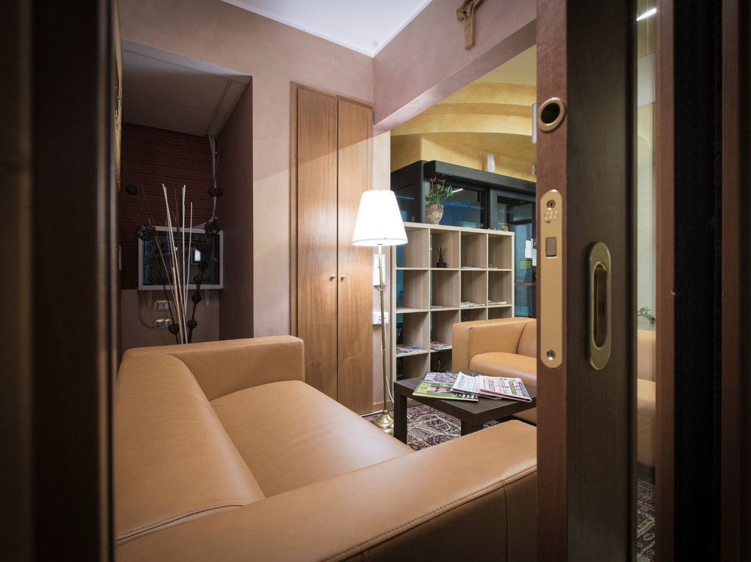 拉皮亚纳酒店主图