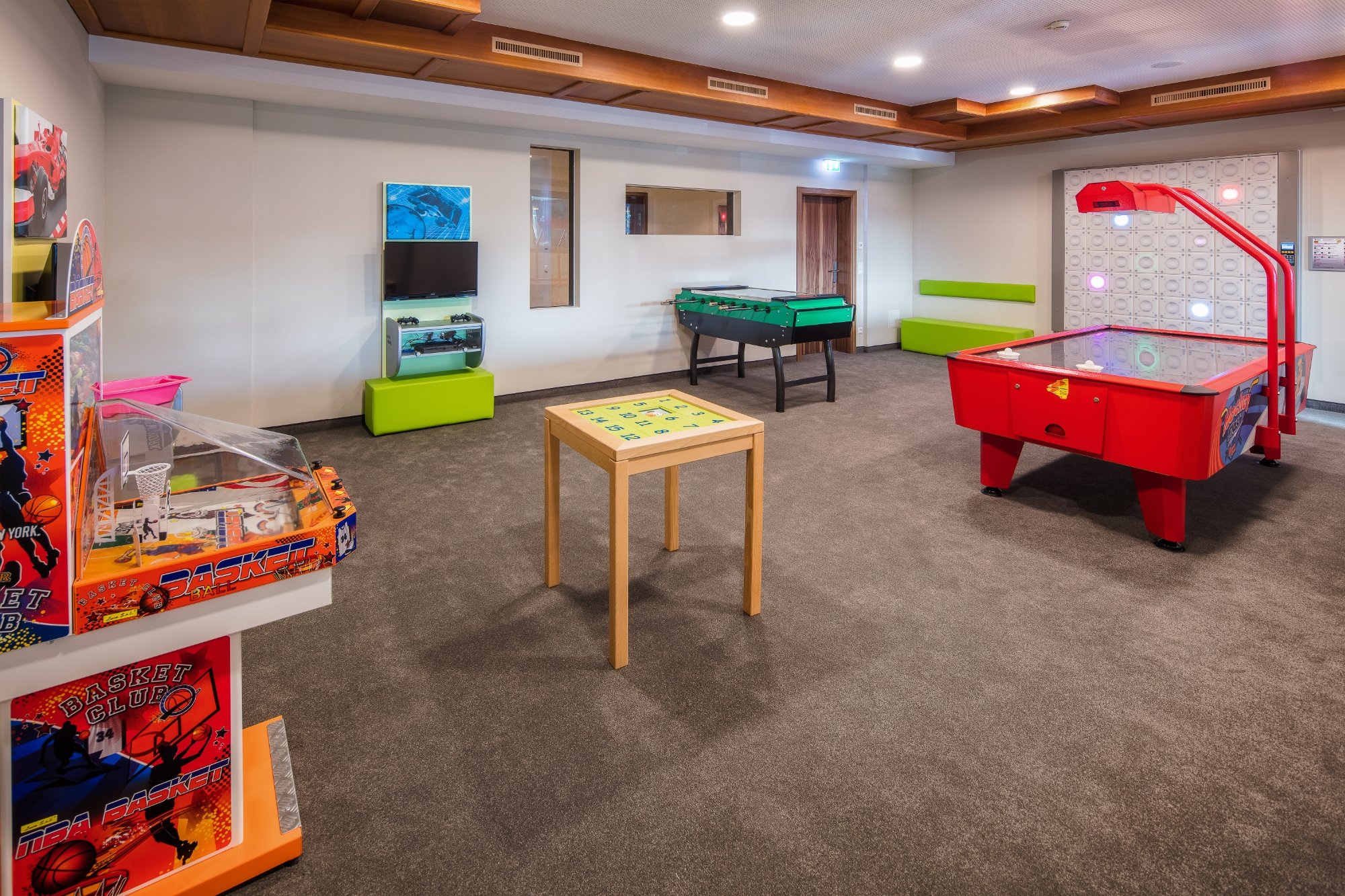 瑟尔沃萨健康酒店-官方