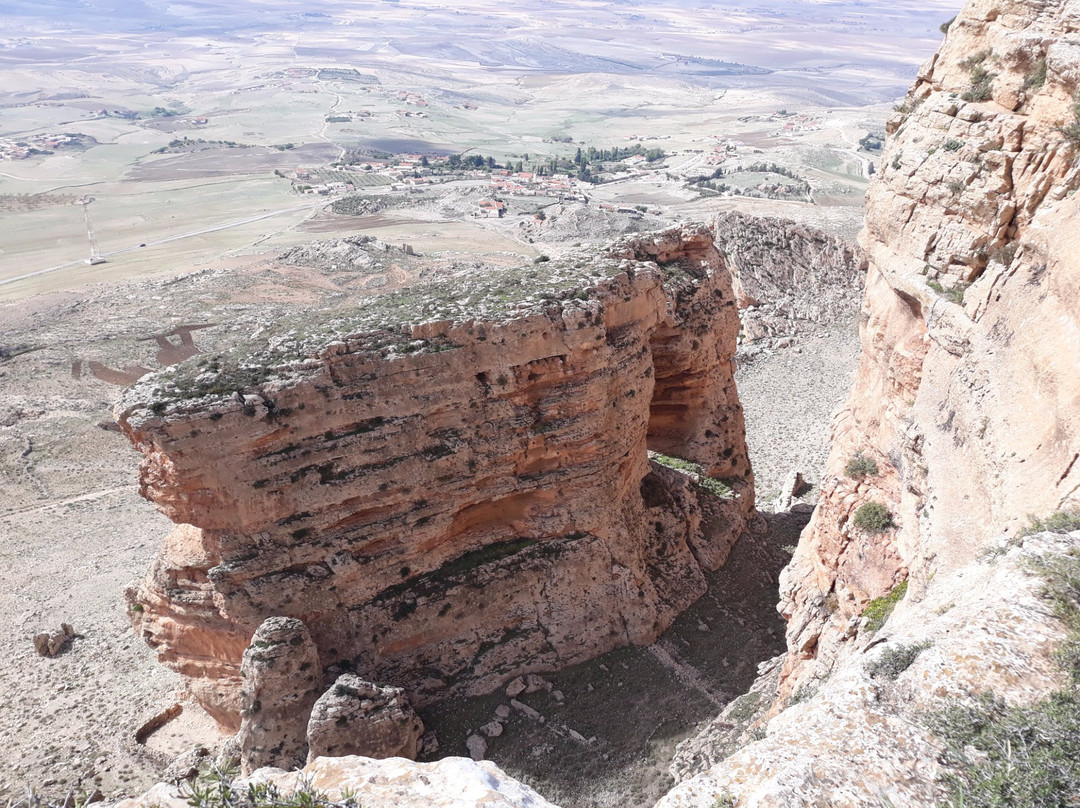 Table Jugurtha-Kalaat Senan必去景点