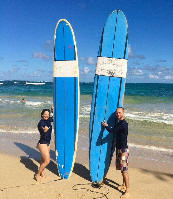 Jetty Betty Surf School-哈雷瓦必去景点