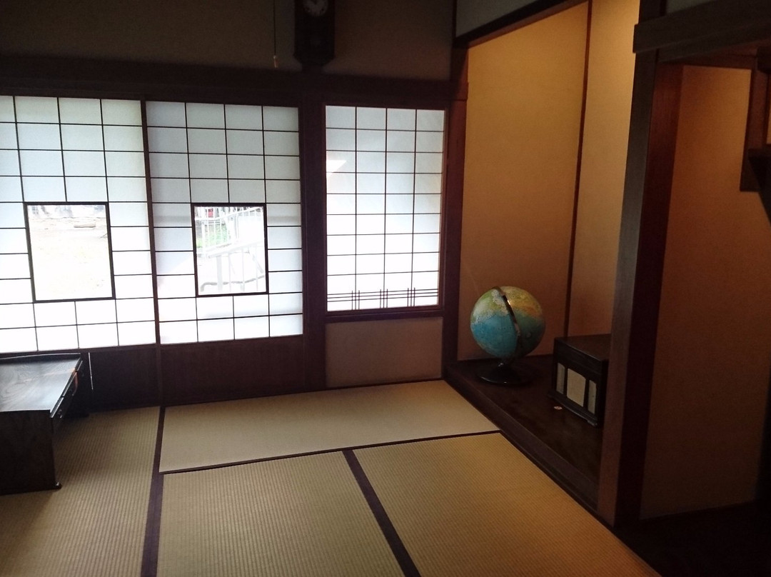 Book House in the Astronomical Observatory Forest-三鹰市必去景点