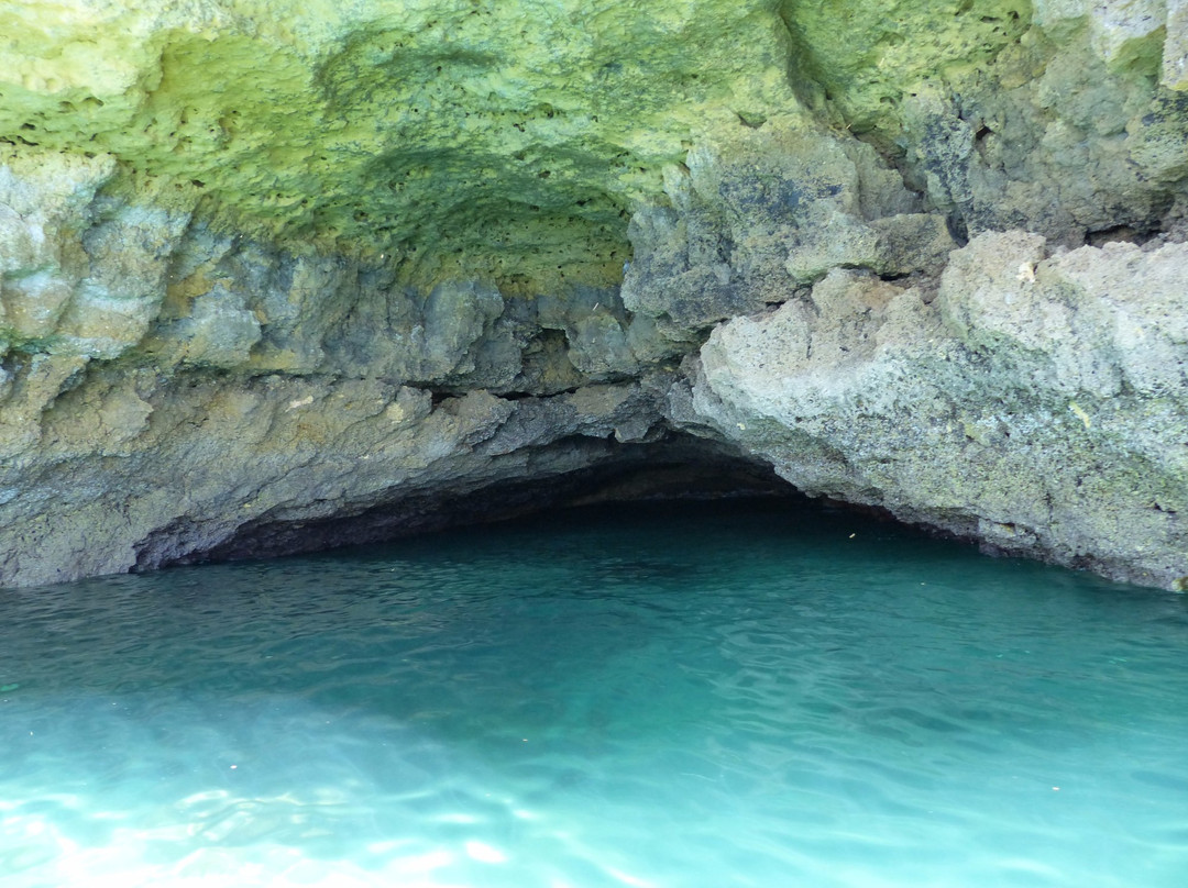 Praia da Senhora da Rocha景点图片