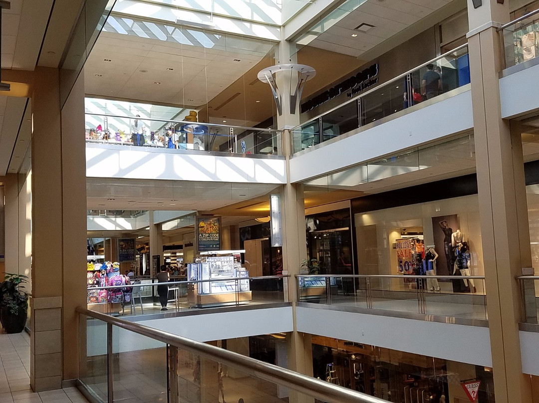 Queens Center-埃尔姆赫斯特必去景点