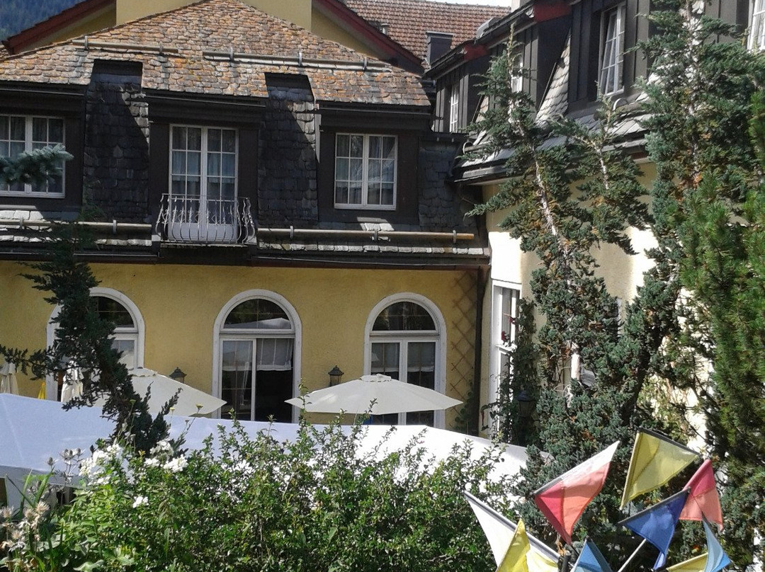 Salouf酒店住宿-Hotel Piz Mitgel