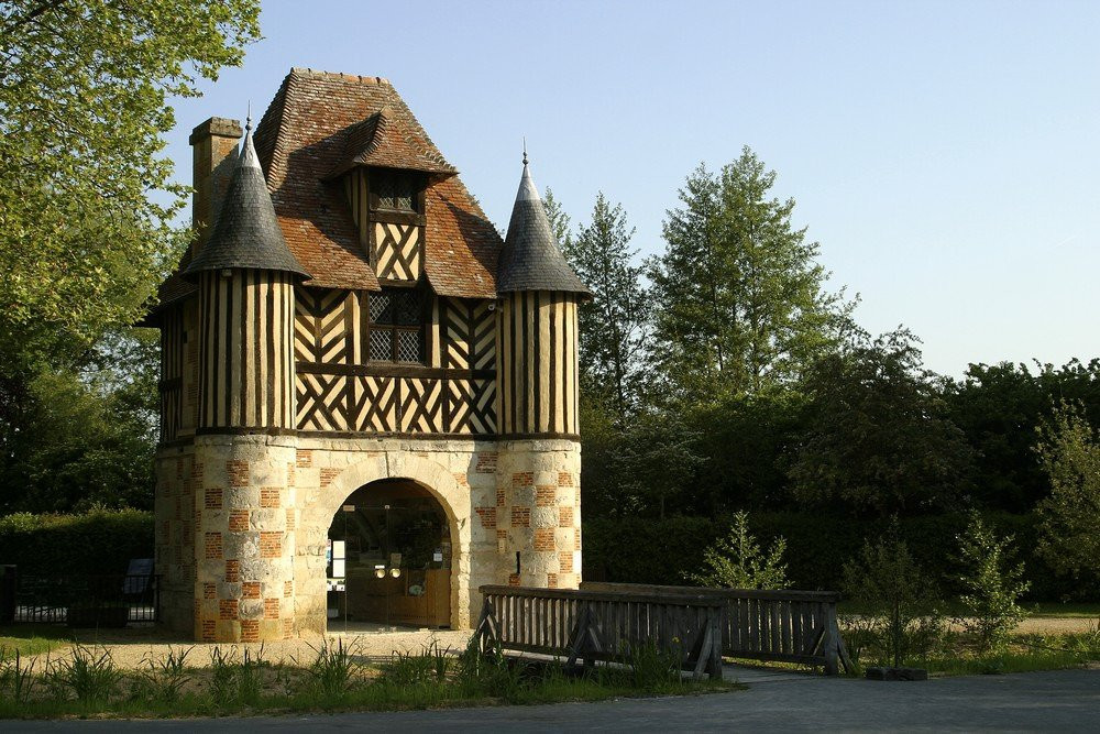 Château de Crèvecoeur景点图片
