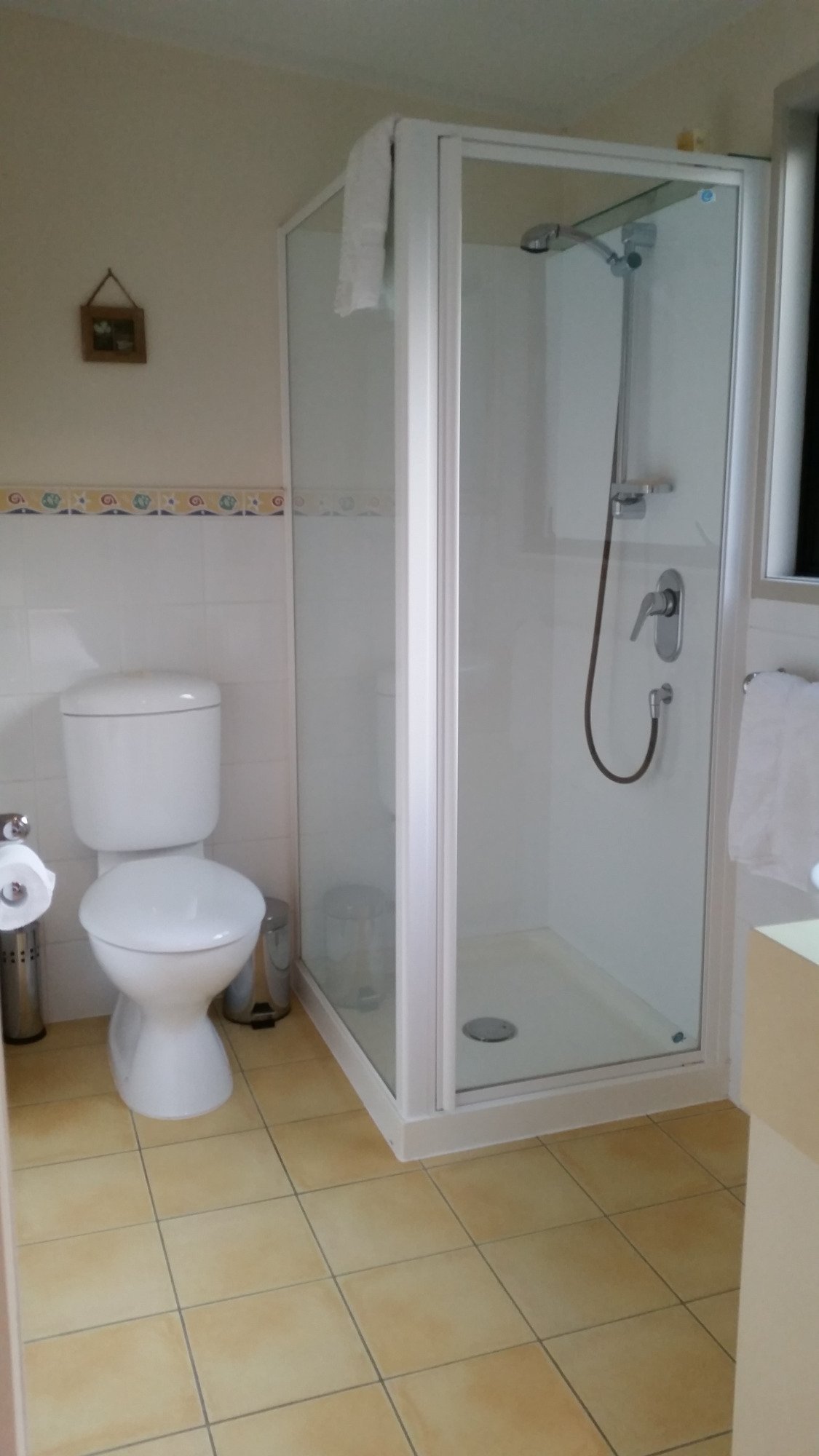 Coastal Views Retreat B&B-浴室
