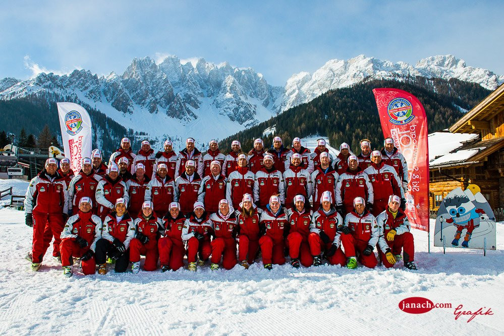 Ski & Snowboard School San Candido Baranci景点图片