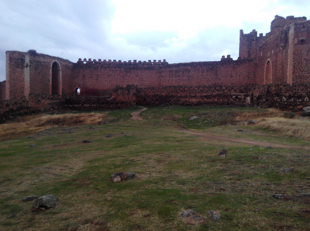 Castillo de Montalban景点图片