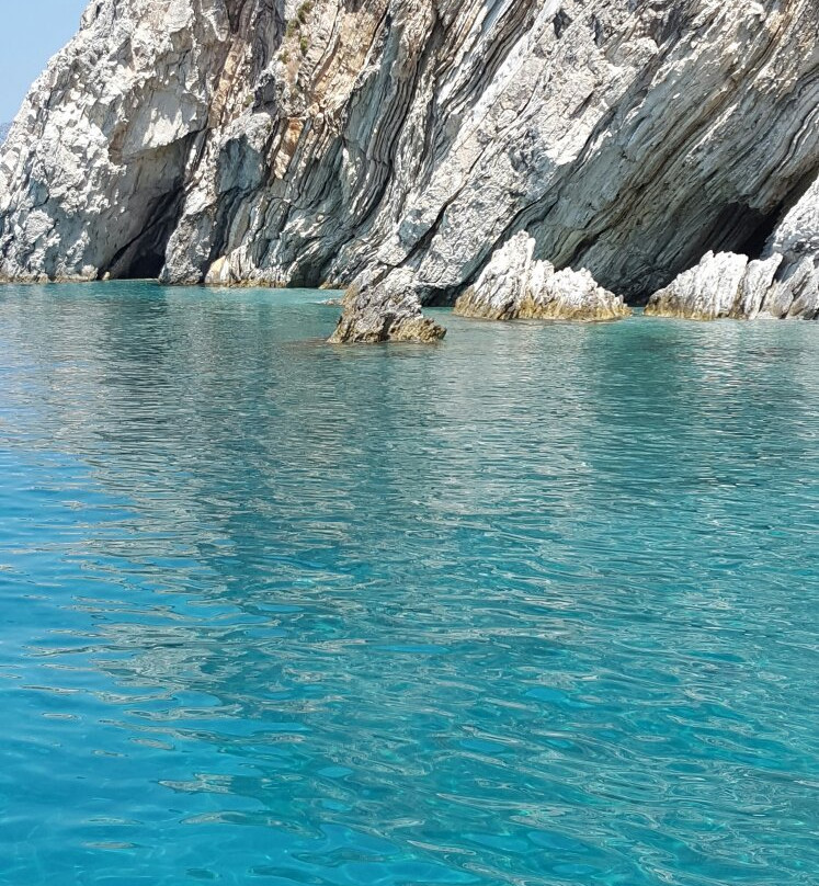 Lefkada Cruise Agios Dimitrios-Lefkada Town必去景点