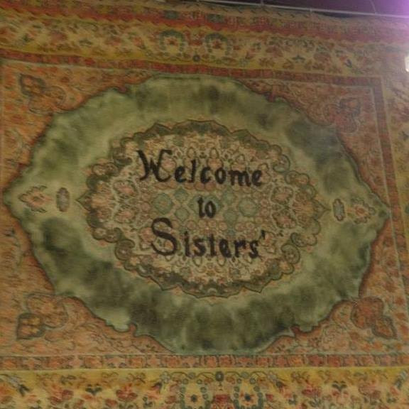 Sisters Antiques LLC景点图片