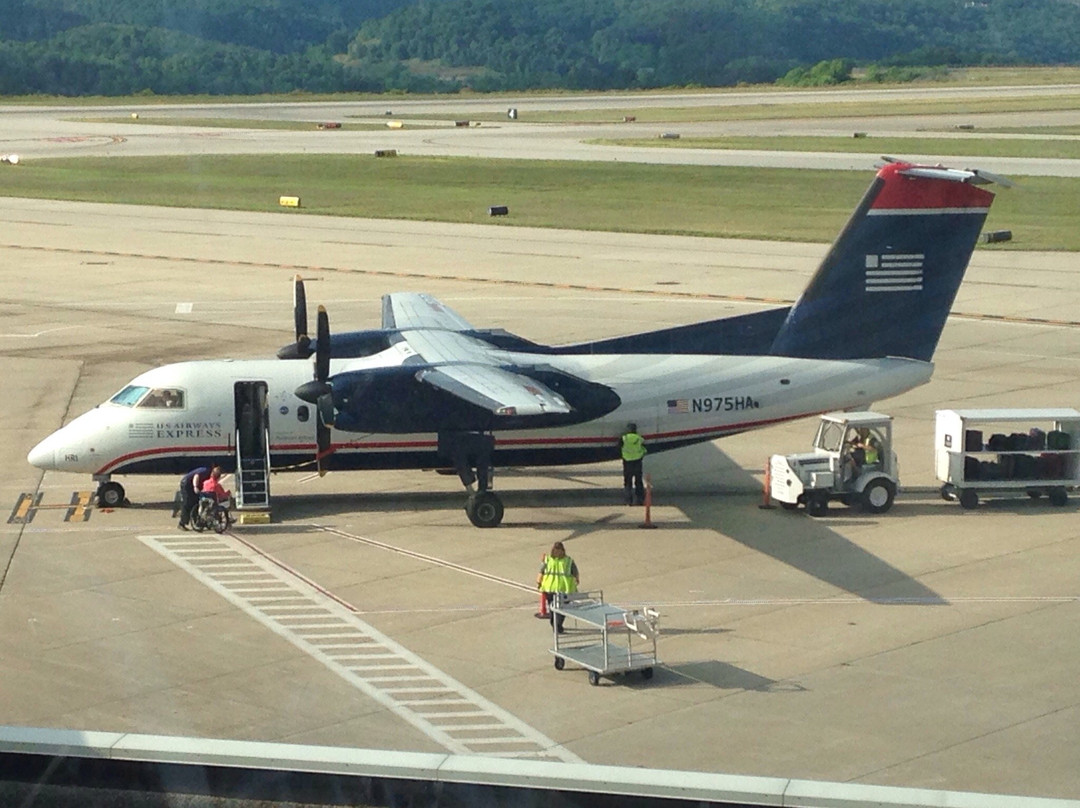 Yeager Airport Observation Area-查尔斯顿必去景点
