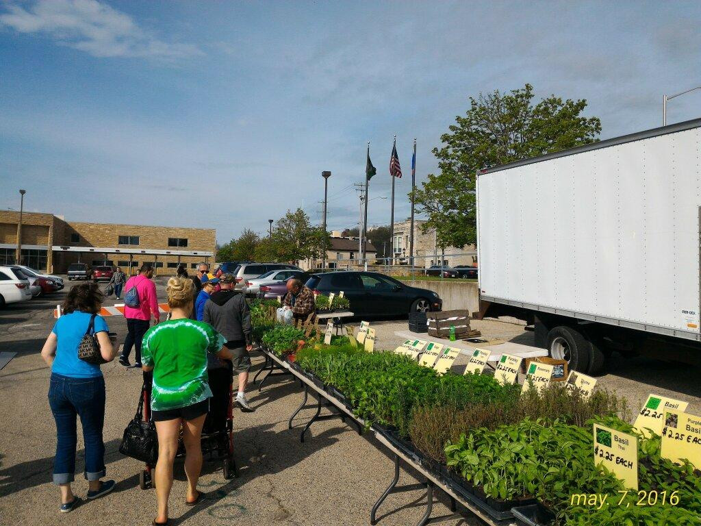 Waukesha Farmers' Market-沃基肖必去景点