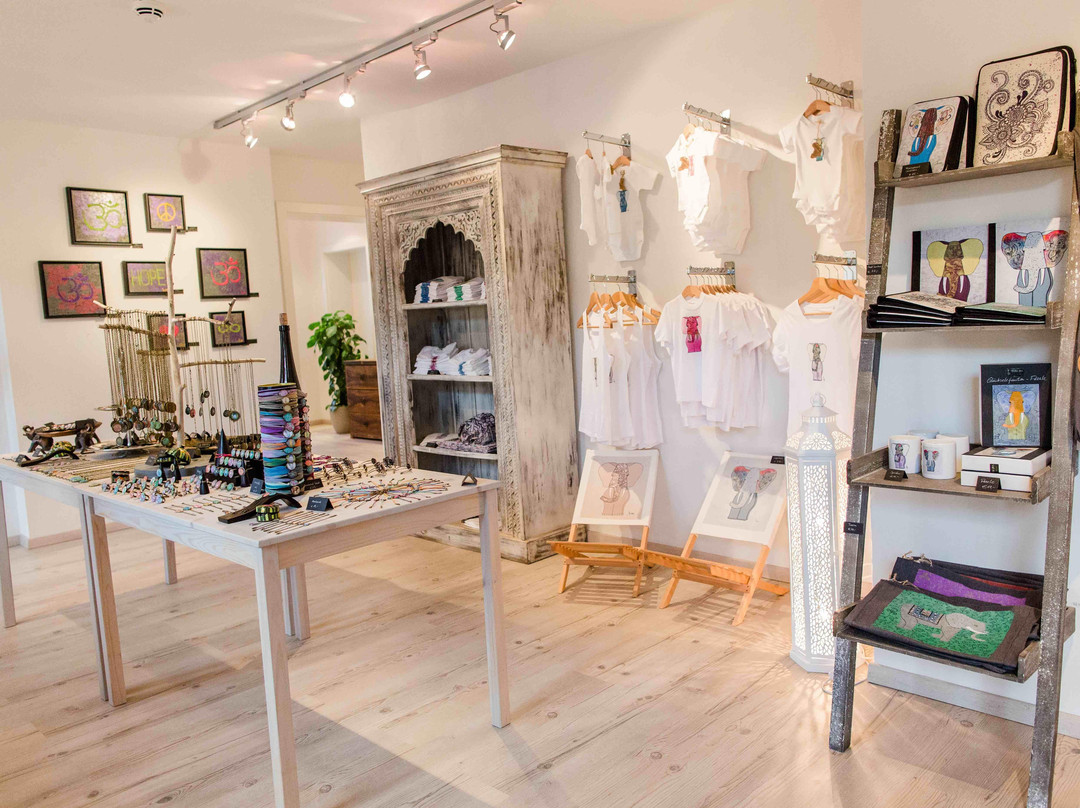 Rollin'Art Gallery-圣约翰堤候必去景点