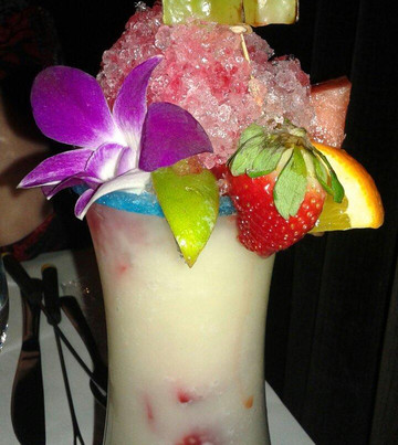 Zoé Fondues Karaoké & Cocktails主图