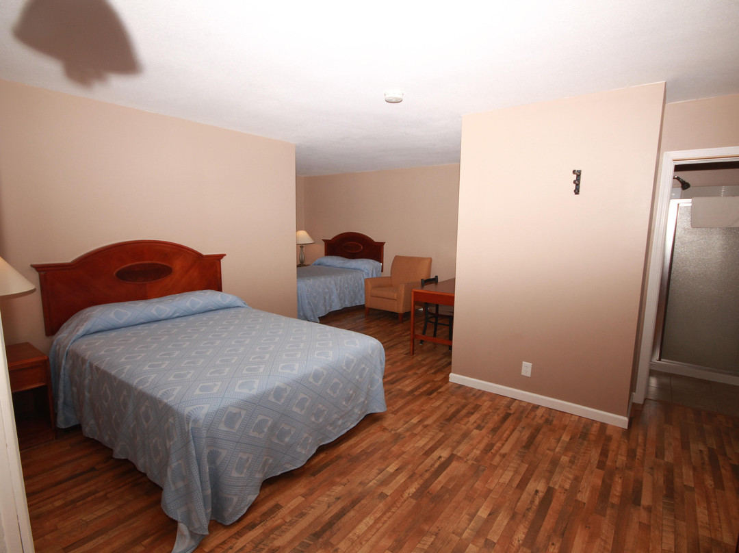 Edmonds Au Gres Inn主图