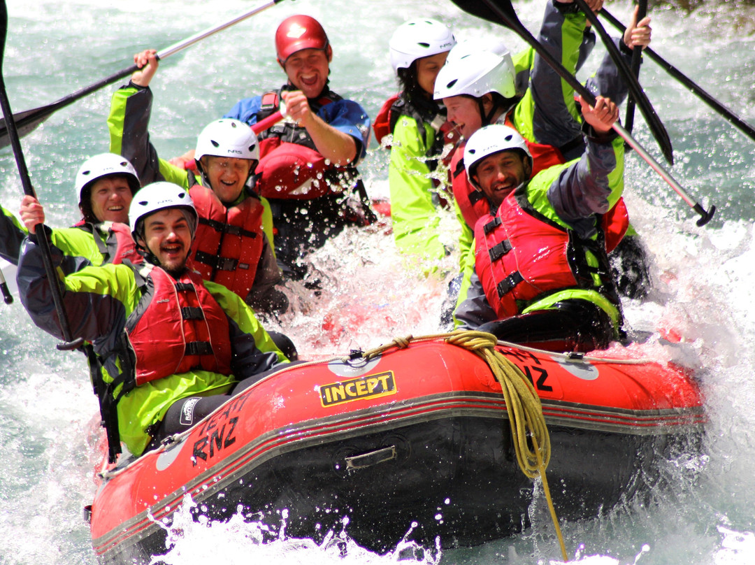 Rafting New Zealand景点图片