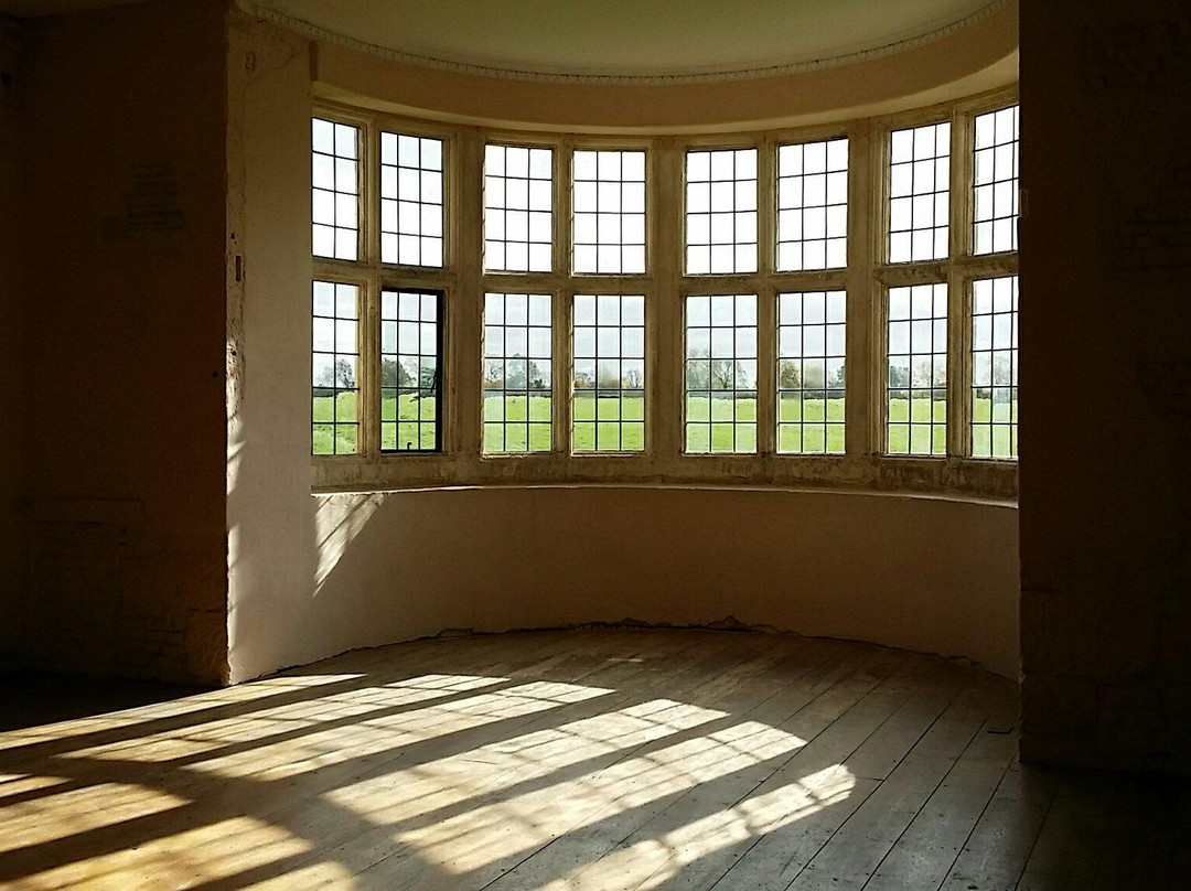 Kirby Hall-科比必去景点