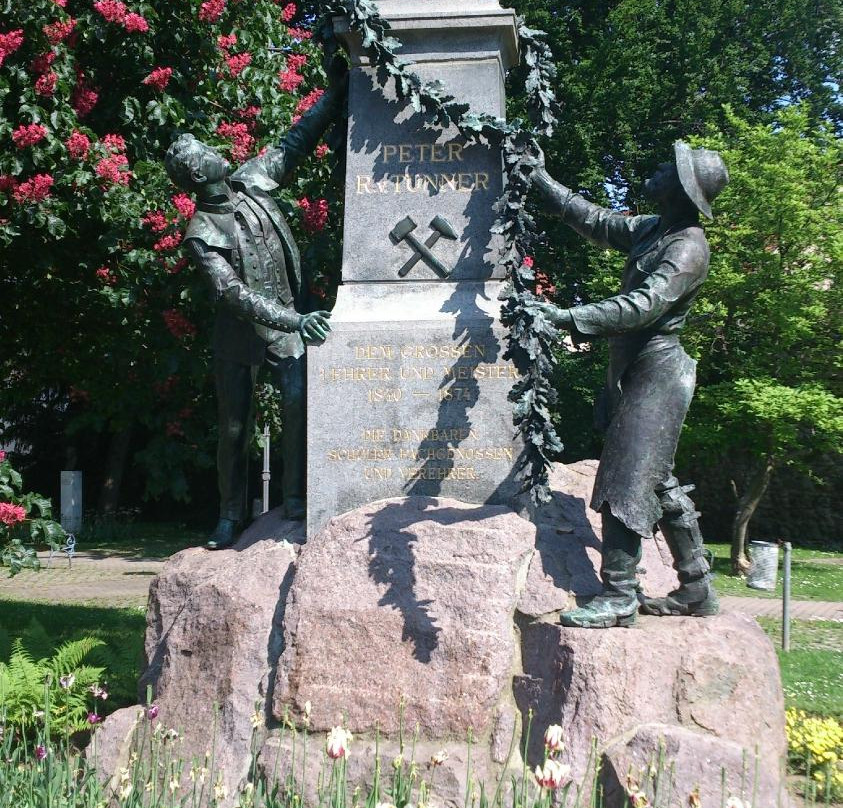 Peter Ritter von Tunner Denkmal