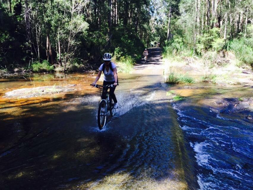 Mountain Bike Day Tours-拜伦湾必去景点
