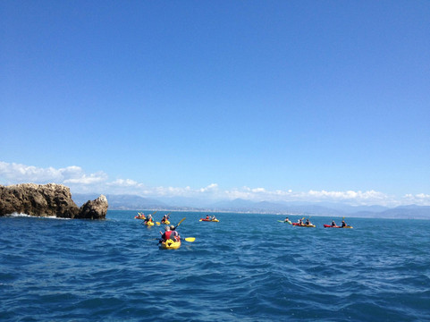 Go Kayak-安提贝必去景点