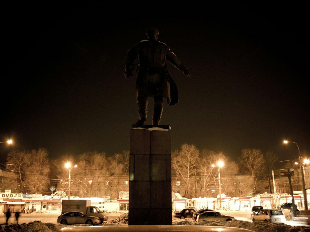 Kirov Square景点图片