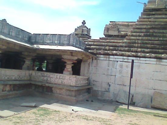 Chaya Someswara Temple景点图片